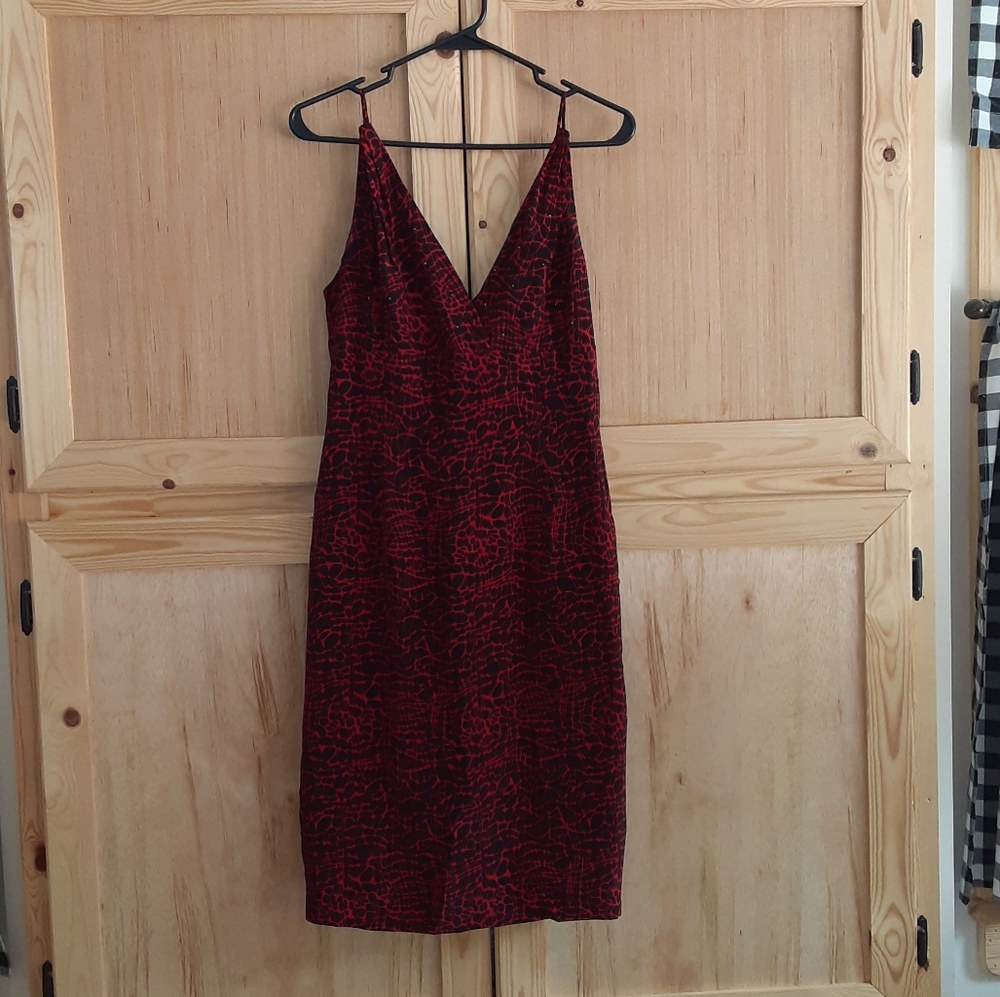 Kathlin Argiro Red/black 100% Silk dressy dress size 6